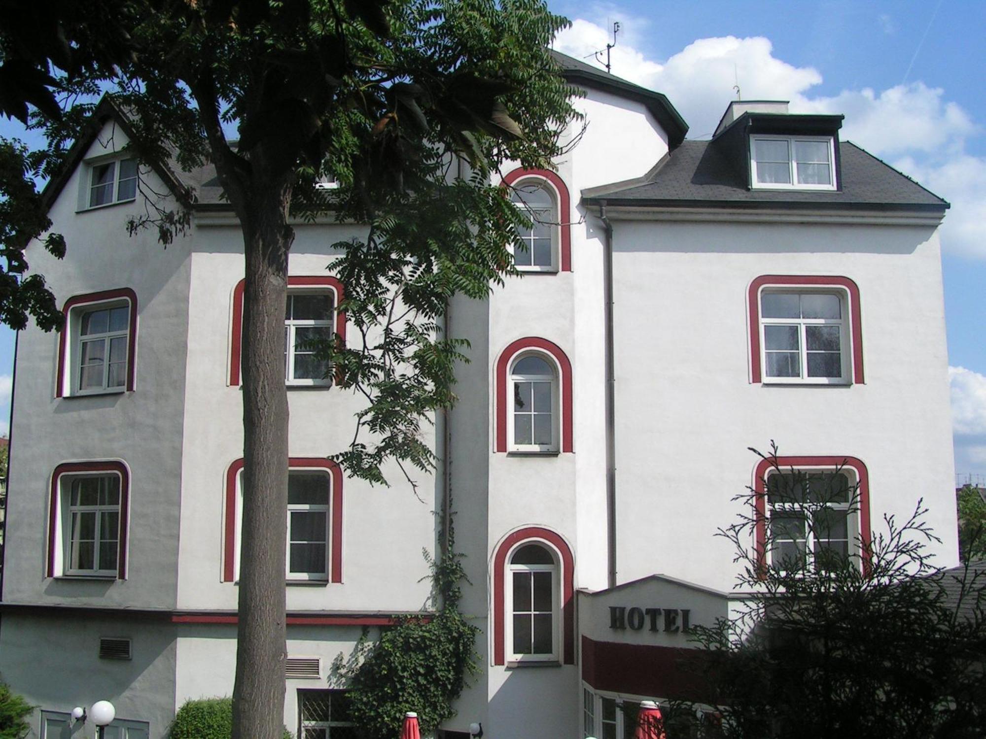 Hotel Jerabek Praha Bagian luar foto